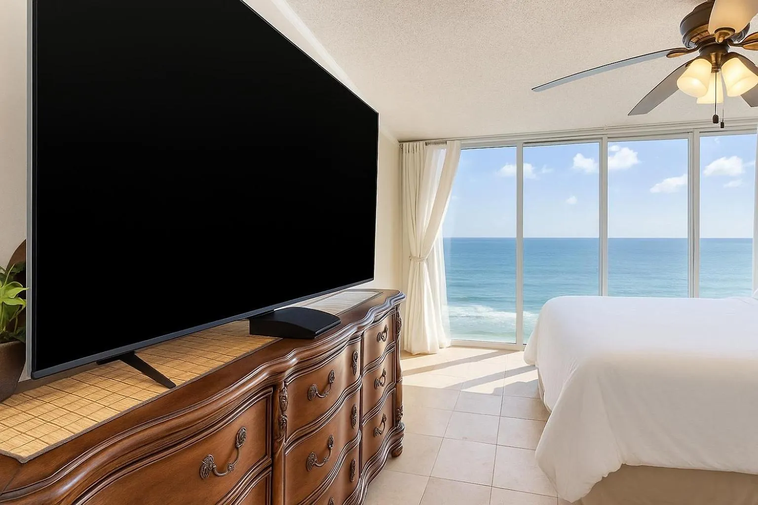 Gulf-Front 3Br3Ba Stunning Dual Balconies Apartment Panama City Beach